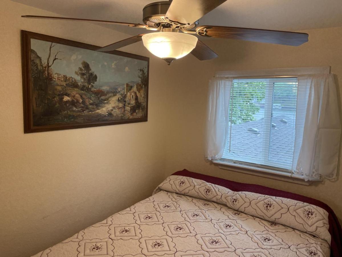Loft , Boat Dock, 2 Bedrooms , Pet Friendly Gravois Mills ภายนอก รูปภาพ